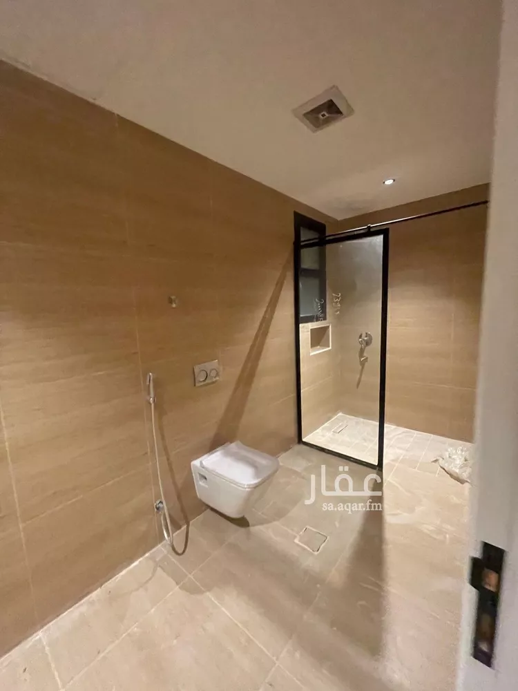 شقة للبيع في شارع العطايف, حي الحمراء, مدينة الخبر, المنطقة الشرقية صورة 4