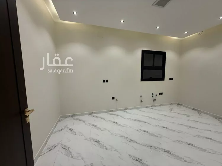 دور للبيع في شارع حريملاء, حي السويدي, مدينة الرياض, منطقة الرياض 7