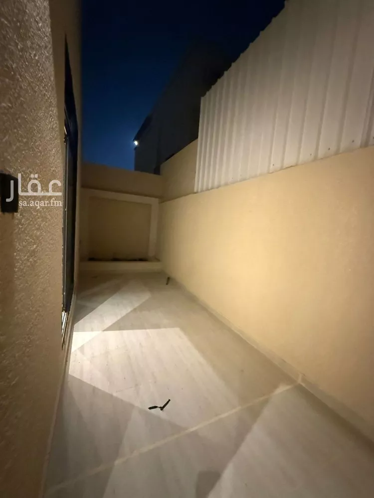 فيلا للبيع في شارع عبدالرزاق بن همام, حي الزهرة, مدينة الرياض, منطقة الرياض صورة 5