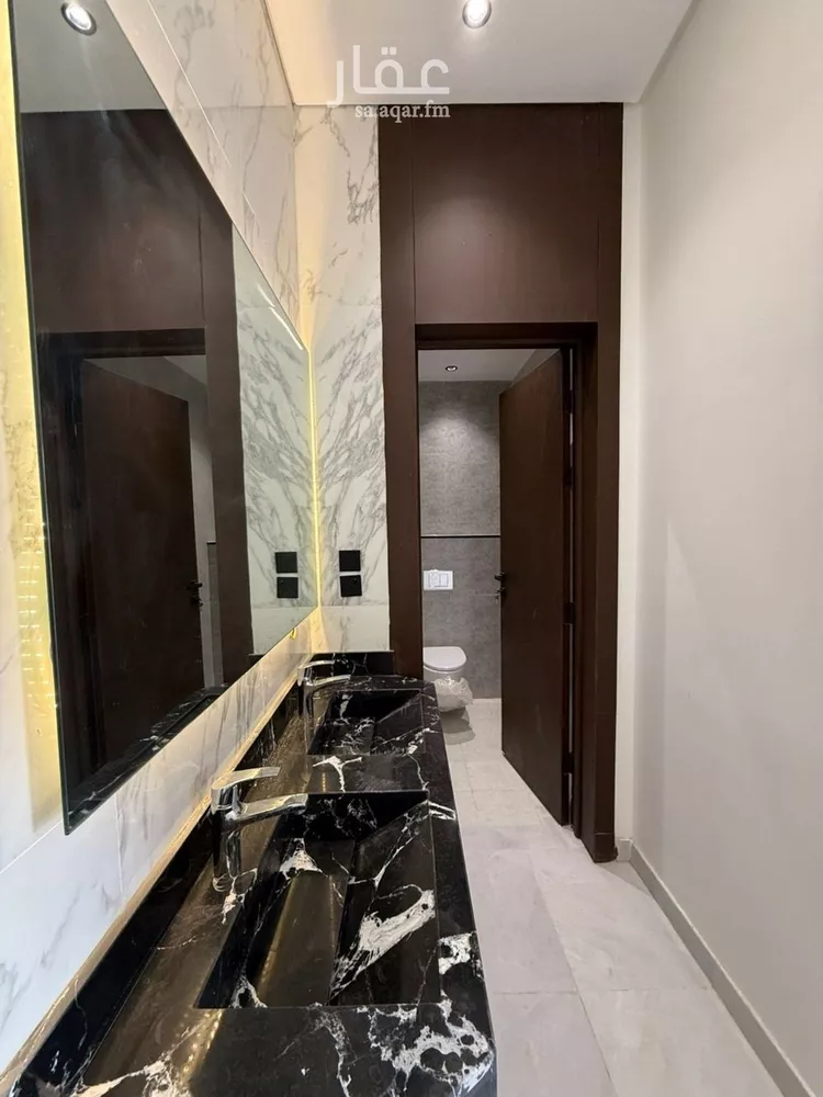 Floor for Sale in Riyadh Tuwaiq 16
