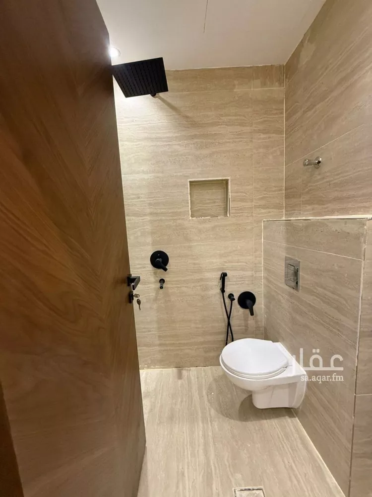 Floor for Sale in Riyadh Tuwaiq 21