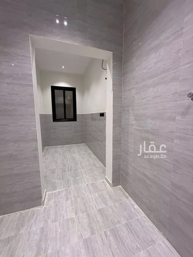 Floor for Sale in Riyadh Dahiat Namar 9
