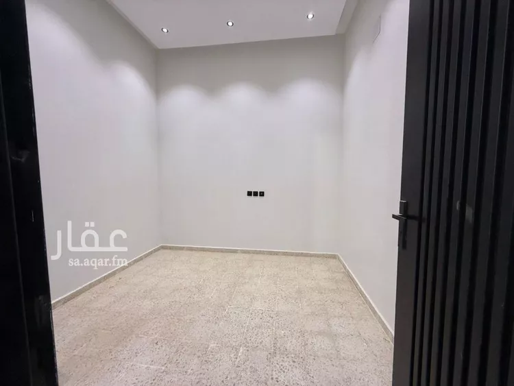 Floor for Sale in Riyadh Dahiat Namar 10