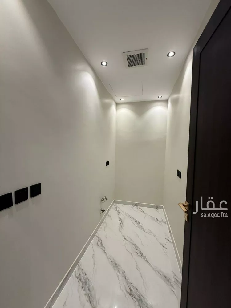 دور للبيع في شارع العاقولي, حي السويدي, مدينة الرياض, منطقة الرياض صورة 5