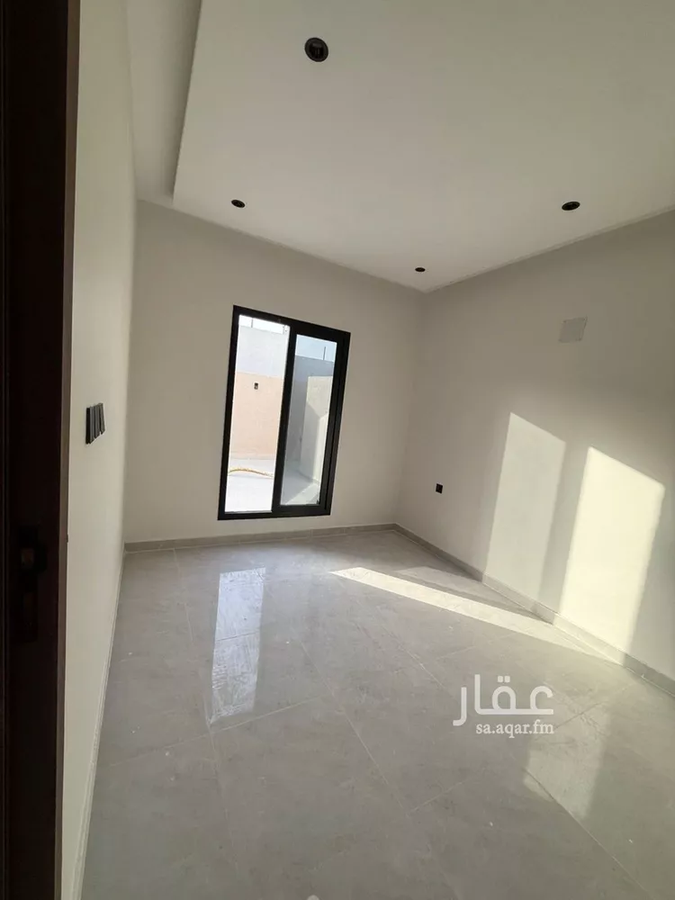 Floor for Sale in Riyadh Tuwaiq 14