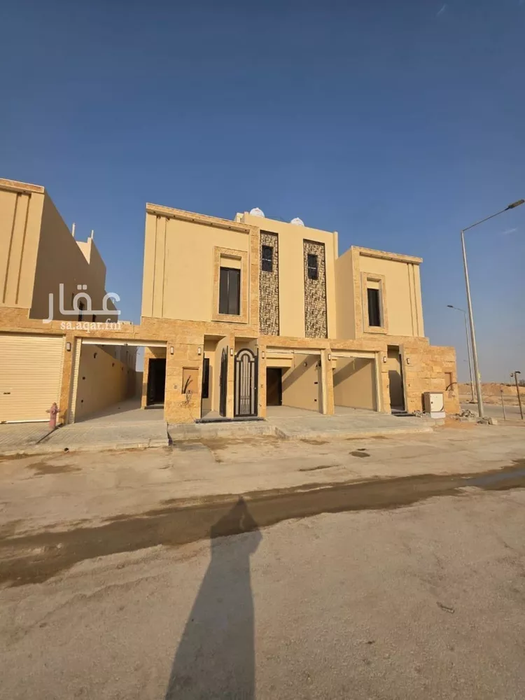 دور للبيع في شارع النسور, حي طيبة, مدينة الرياض, منطقة الرياض