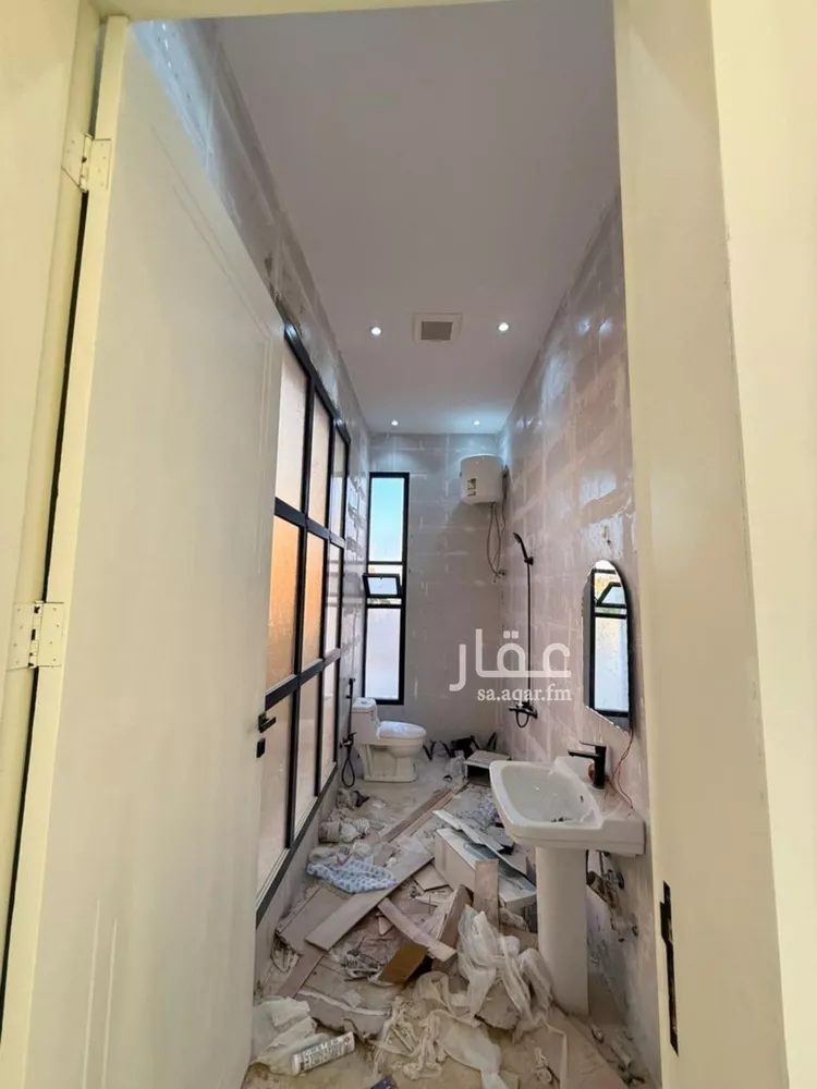 فيلا للبيع في شارع محمد السيبي, حي العريجاء, مدينة الرياض, منطقة الرياض صورة 3