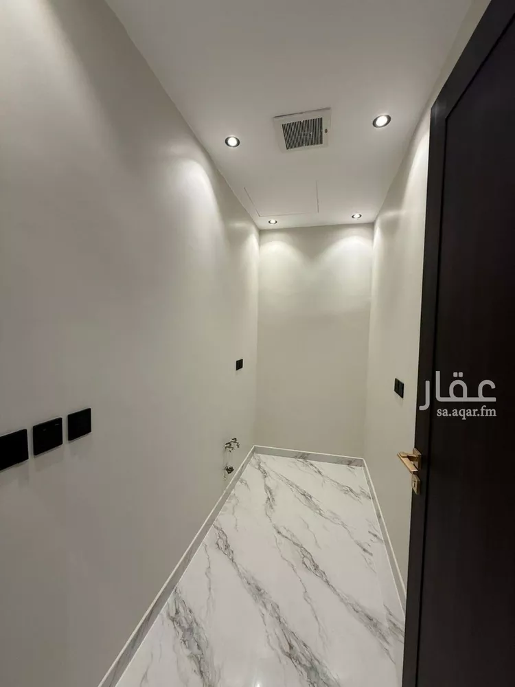 دور للبيع في شارع حريملاء, حي السويدي, مدينة الرياض, منطقة الرياض 15