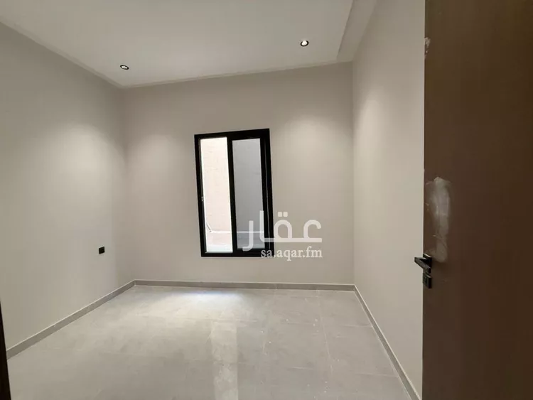 Floor for Sale in Riyadh Tuwaiq 12