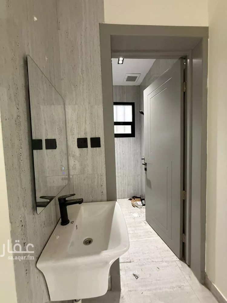 Villa for Sale in Riyadh Tuwaiq 10
