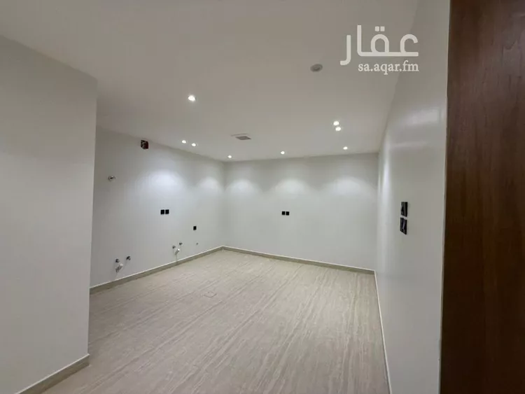 Floor for Sale in Riyadh Tuwaiq 10