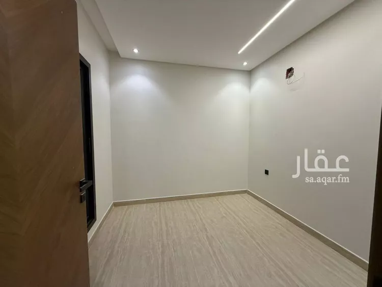 Floor for Sale in Riyadh Tuwaiq 22