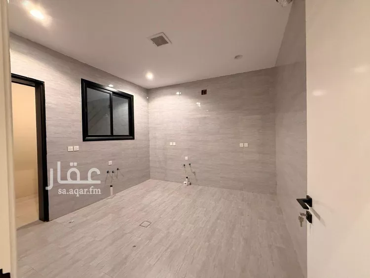 فيلا للبيع في شارع الشيخ إسحاق بن عبدالرحمن بن حسن, حي الزهرة, مدينة الرياض, منطقة الرياض 18