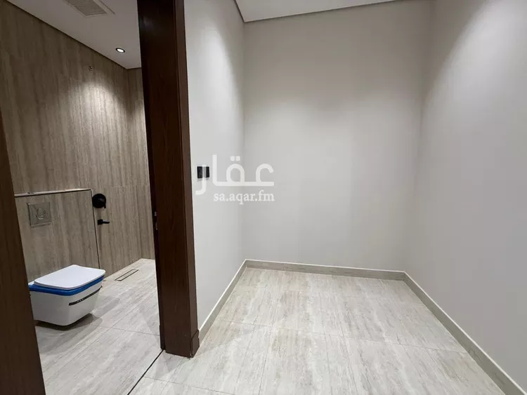 Floor for Sale in Riyadh Az Zahrah 7