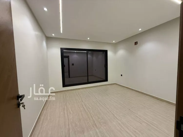 Floor for Sale in Riyadh Tuwaiq 17