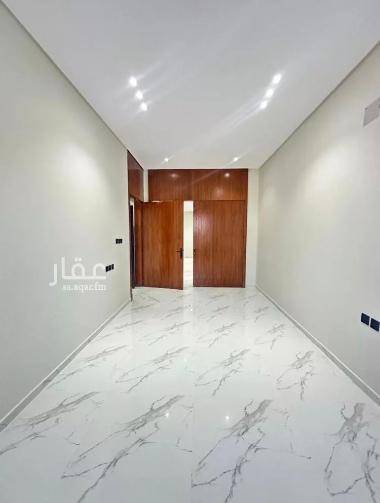 دور للبيع في شارع المحضر, حي الحزم, مدينة الرياض, منطقة الرياض 13