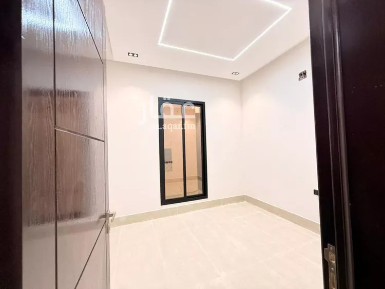 فيلا للبيع في شارع مودود أرسلان, حي العريجاء الغربي, مدينة الرياض, منطقة الرياض 15