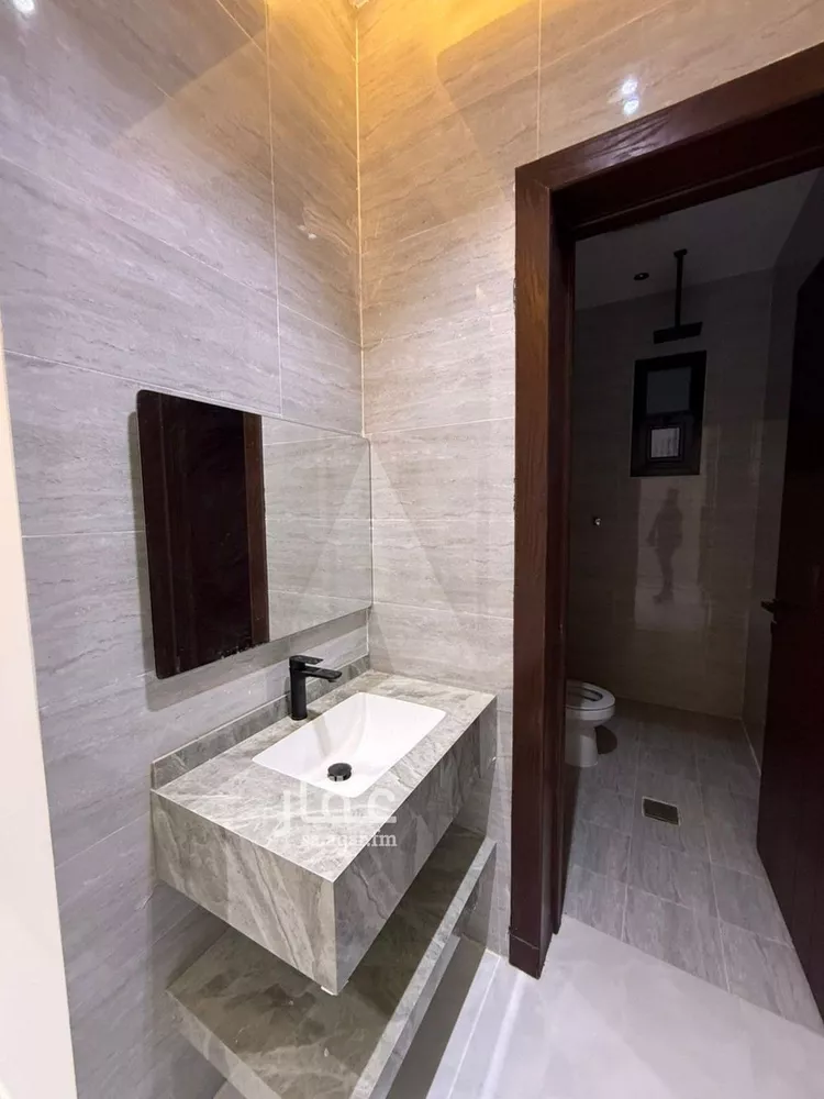 Floor for Sale in Riyadh Dahiat Namar 15