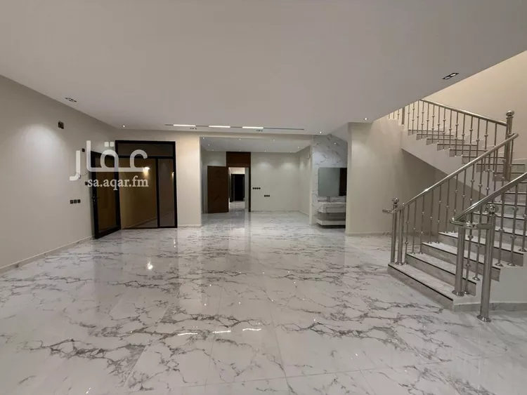Floor for Sale in Riyadh Okaz 16