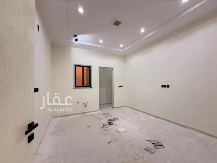 فيلا للبيع في شارع محمد السيبي, حي العريجاء, مدينة الرياض, منطقة الرياض صورة 5