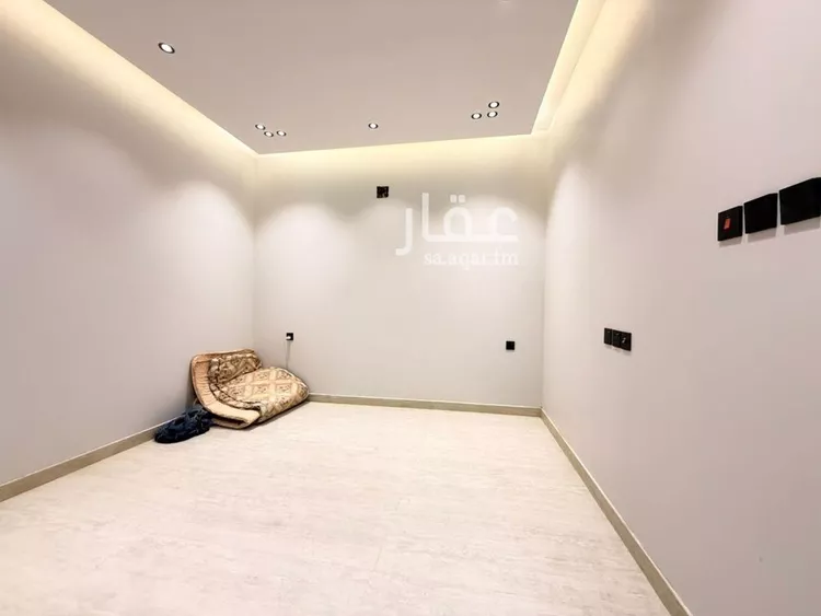 Floor for Sale in Riyadh Dahiat Namar 9