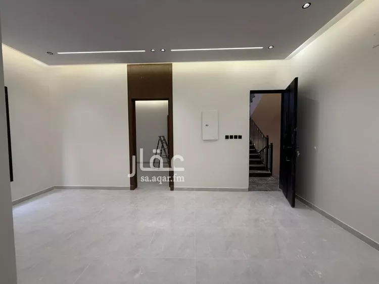 Floor for Sale in Riyadh Tuwaiq 10