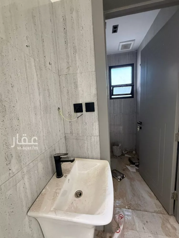 Villa for Sale in Riyadh Tuwaiq 11