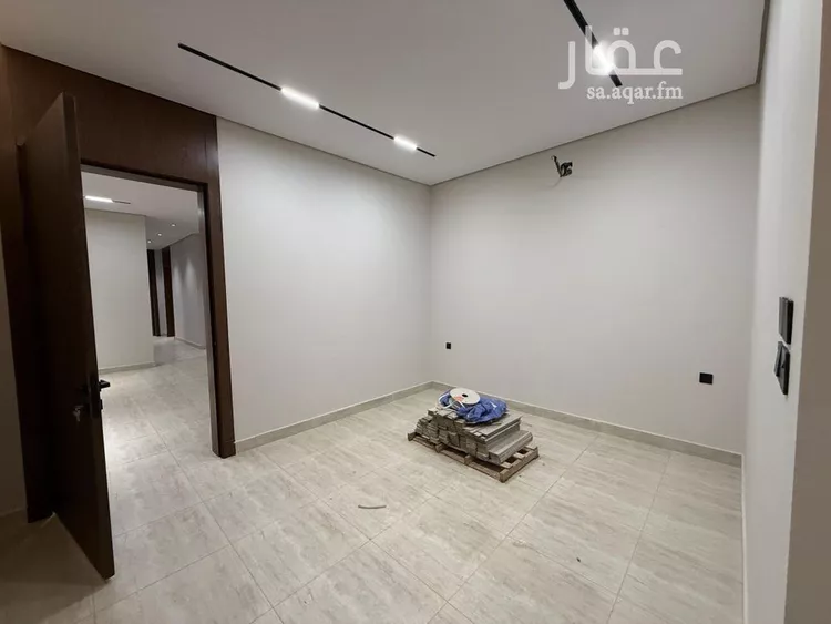 Floor for Sale in Riyadh Az Zahrah 6