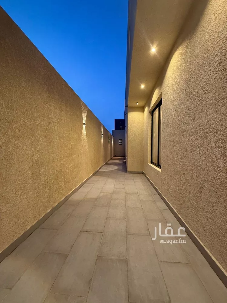 دور للبيع في شارع عبدالرحمن ابن مقبل, حي عكاظ, مدينة الرياض, منطقة الرياض 9