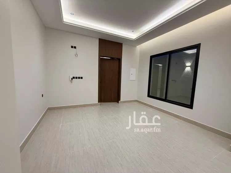 دور للبيع في شارع عبدالرحمن ابن مقبل, حي عكاظ, مدينة الرياض, منطقة الرياض 12