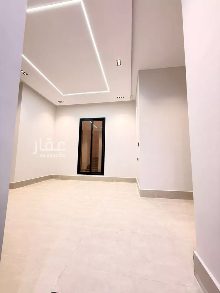 فيلا للبيع في شارع مودود أرسلان, حي العريجاء الغربي, مدينة الرياض, منطقة الرياض 25