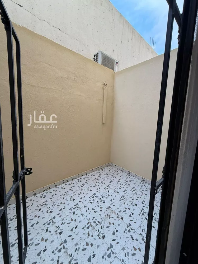 Villa for Sale in Riyadh Tuwaiq 15