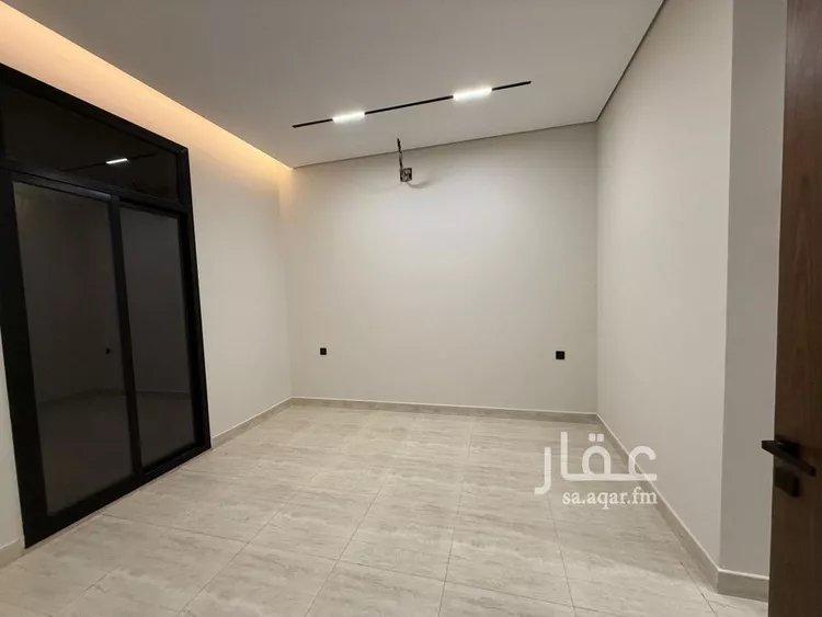 Floor for Sale in Riyadh Az Zahrah 15