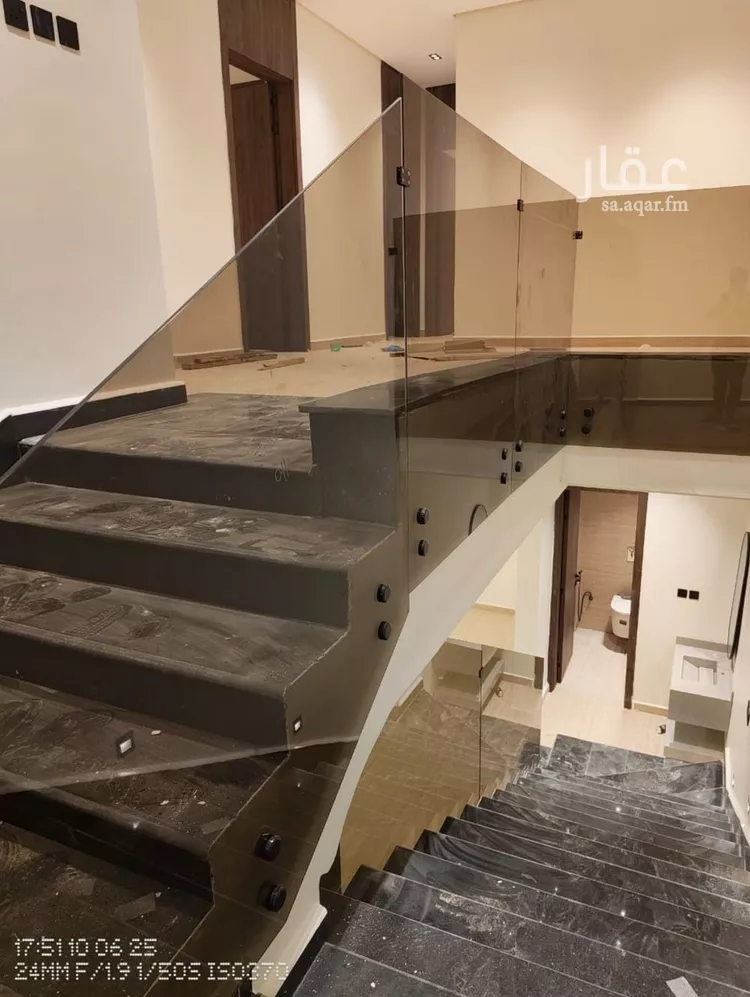 فيلا للبيع في شارع صالح المحمود, حي السويدي الغربي, مدينة الرياض, منطقة الرياض صورة 3