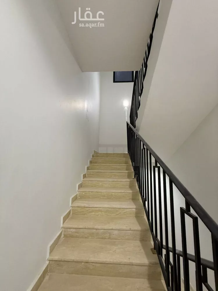 Floor for Sale in Riyadh Dahiat Namar 10