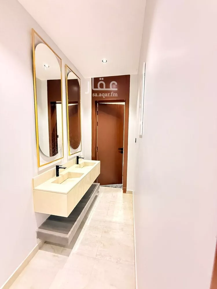 Floor for Sale in Riyadh Dahiat Namar 12
