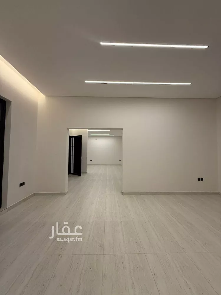 فيلا للبيع في شارع عبيدالله بن أبي الفرج, حي السويدي, مدينة الرياض, منطقة الرياض 7
