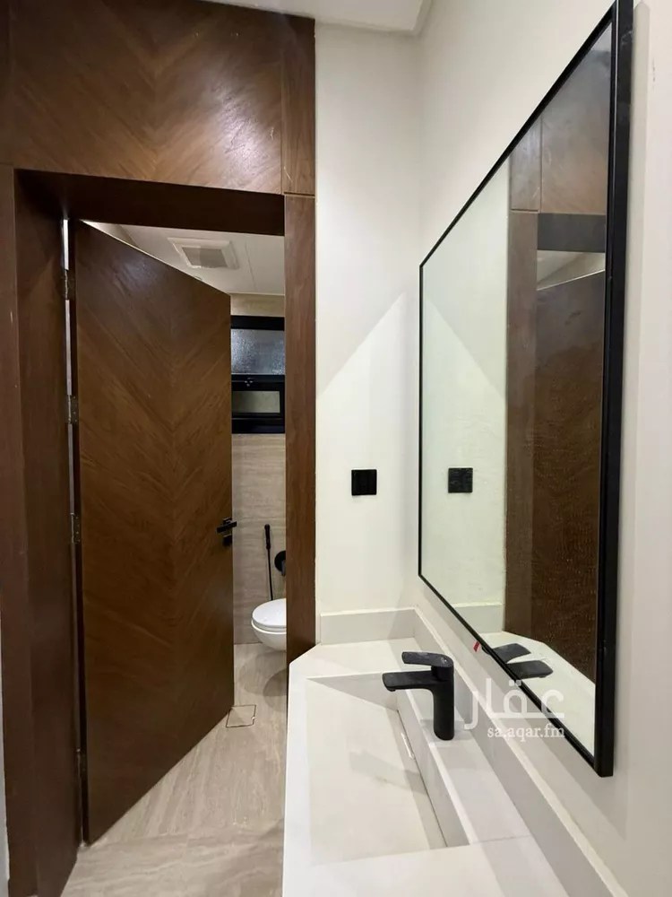 Floor for Sale in Riyadh Tuwaiq 18