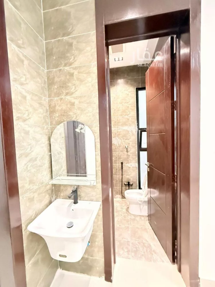 فيلا للبيع في شارع مودود أرسلان, حي العريجاء الغربي, مدينة الرياض, منطقة الرياض صورة 4