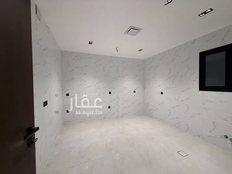 Floor for Sale in Riyadh Tuwaiq 17
