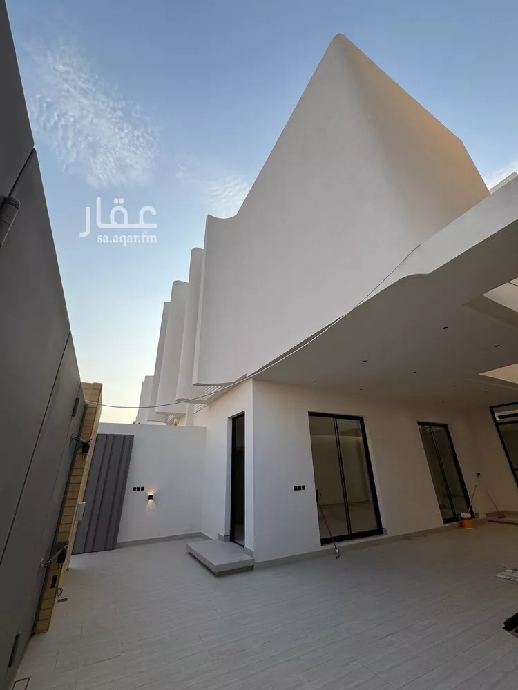 Villa for Sale in Riyadh Al Arid 10
