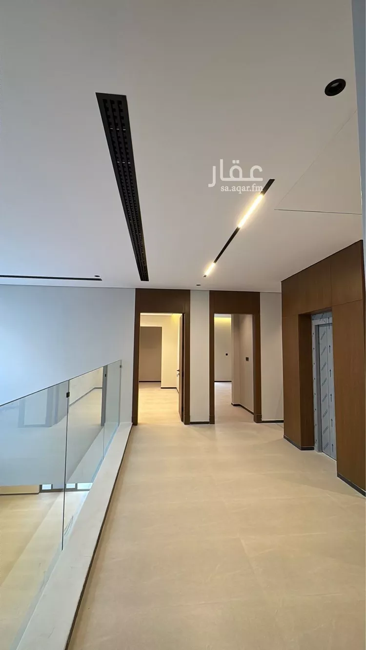 فيلا للبيع في شارع الحوافظ, حي العارض, مدينة الرياض, منطقة الرياض صورة 2