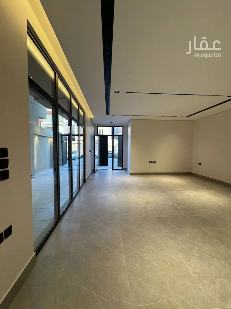 فيلا للبيع في شارع الجوادي, حي العارض, مدينة الرياض, منطقة الرياض 8