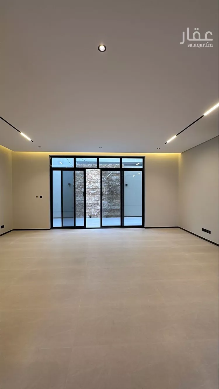 فيلا للبيع في شارع محمد بن فقيه, حي العارض, مدينة الرياض, منطقة الرياض صورة 5