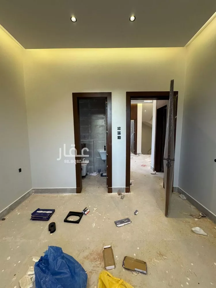 فيلا للبيع في شارع الحسين بن أبي محمد, حي العارض, مدينة الرياض, منطقة الرياض صورة 5