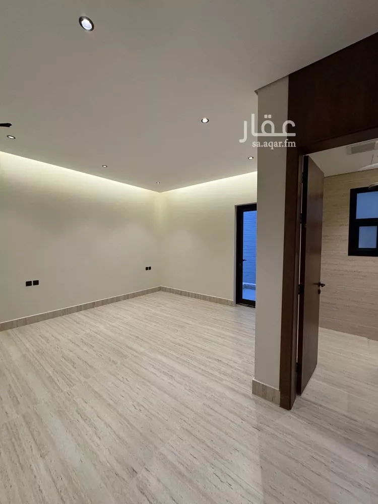 دور للبيع في شارع أبي محمد الصواف, حي العارض, مدينة الرياض, منطقة الرياض صورة 2
