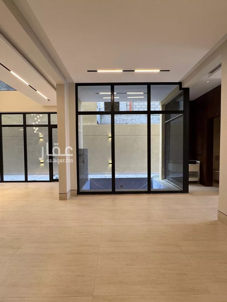 Villa for Sale in Riyadh Al Arid 11