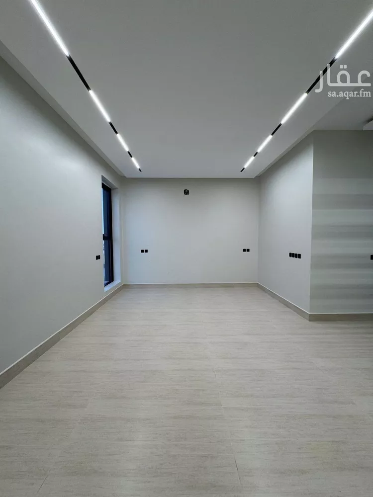 Villa for Sale in Riyadh Al Arid 10