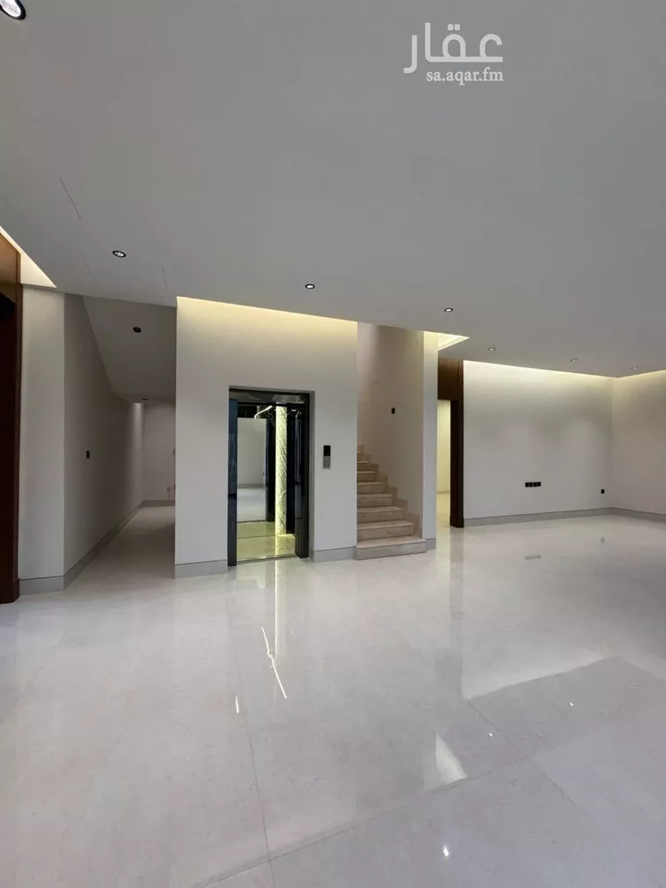 فيلا للبيع في شارع محمد بن سلامة إبراهيم, حي العارض, مدينة الرياض, منطقة الرياض صورة 3