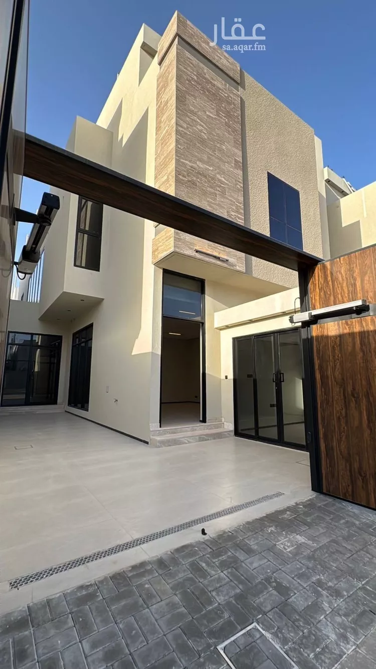 فيلا للبيع في شارع الحوافظ, حي العارض, مدينة الرياض, منطقة الرياض صورة 3